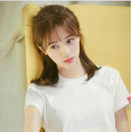 为什么和同龄人比像小孩,为什么年纪越大越像小孩