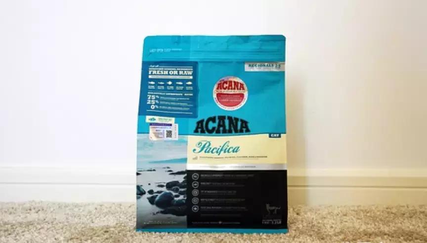 公认猫粮推荐性价比高排行榜,皇家猫粮和蓝氏猫粮测评