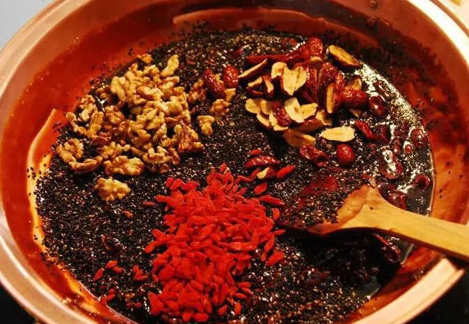 假的阿胶糕,假阿胶糕是什么样的