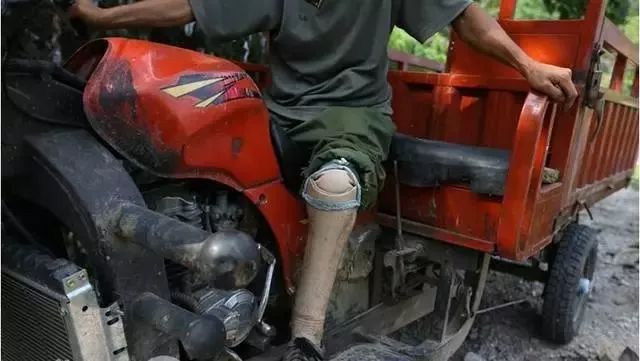 军礼的震撼瞬间,最动容的军礼