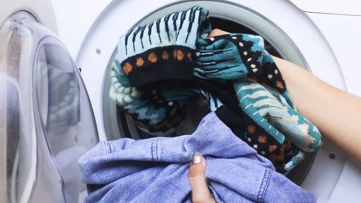 轻松除掉衣服小毛球,实用生活小妙招去衣服毛球