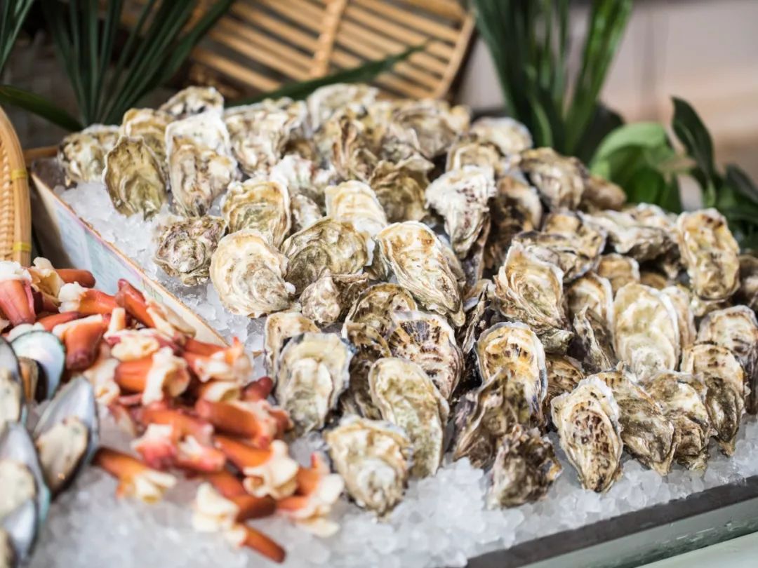 广州航空母舰自助餐图片,广州五星级酒店自助餐多少钱