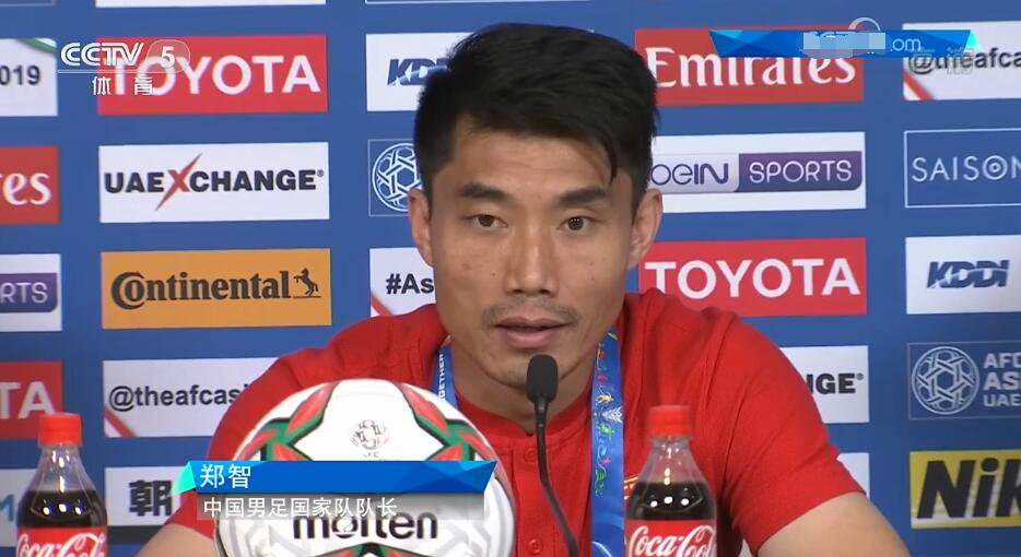 新华社：停球十米外从躲球哥到停球哥，中韩大战后他称享受过程