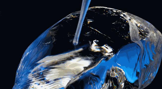 在这个淡薄的世界里深情的活着,在这个冷漠的世界温暖的活着