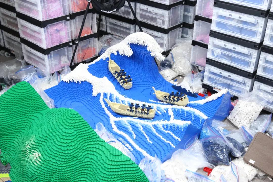 乐高大师最震撼的作品,日本乐高大神用积木拼奥特曼