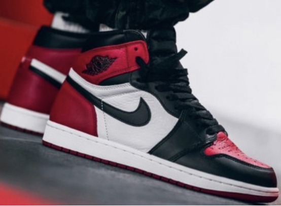 PIKI说鞋:除了AJ1黑红禁穿以外,它们的由来你知道吗?