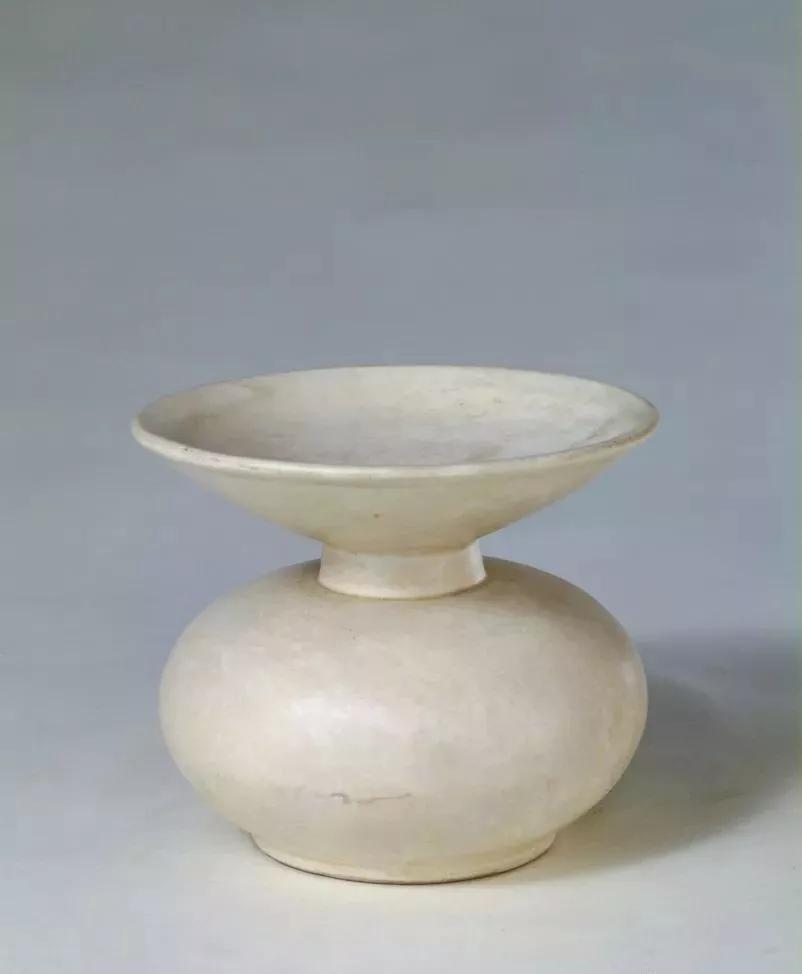 痰盂上国外拍卖会,一只痰盂上了外国拍卖会