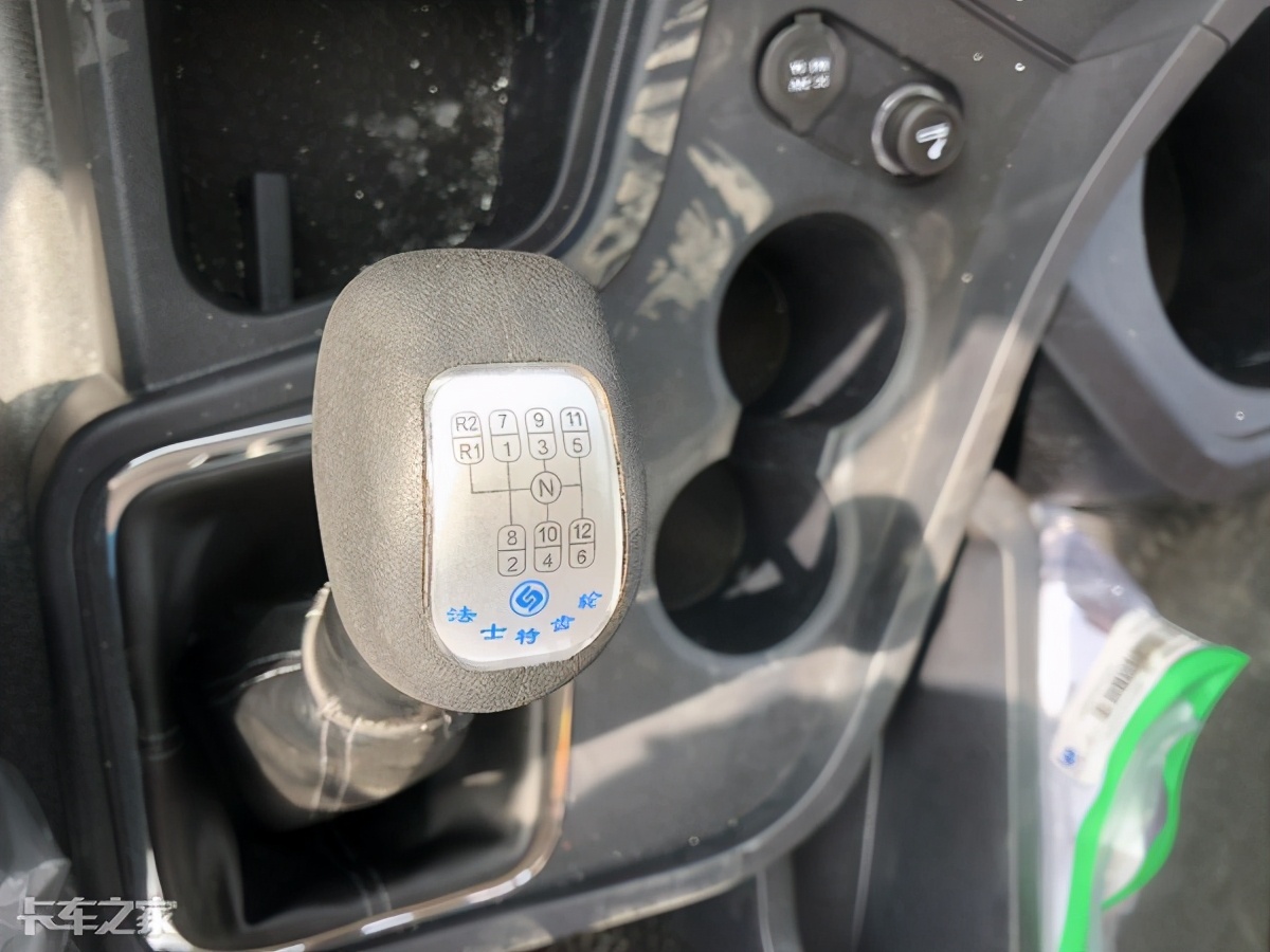 陕汽德龙新m3000怎么可以提高动力,陕汽德龙新m3000和l3000的区别