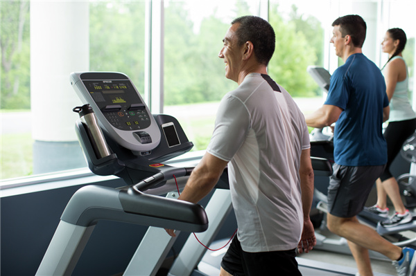 家用椭圆机还是跑步机比较好,家用健身跑步机和椭圆机哪个好用