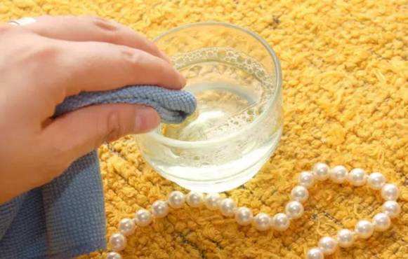 金首饰脏了怎么洗,金首饰变黑怎么清洗小妙招