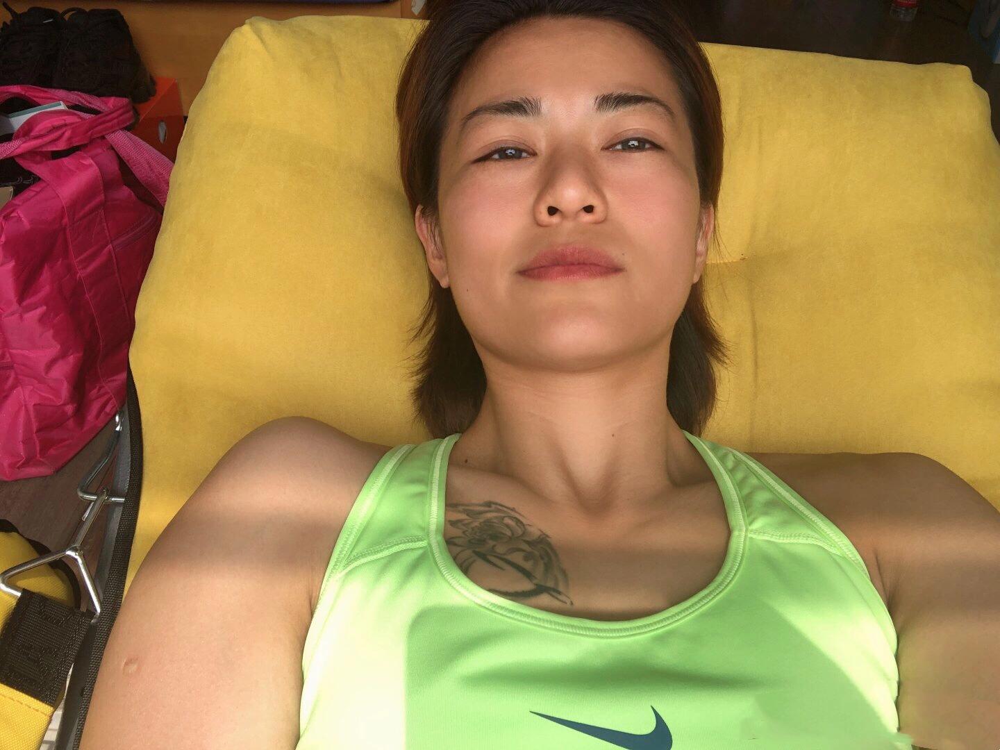 女足中后卫神似高圆圆,中国女足有纹身的球员