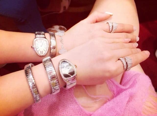 二手奢侈品包包大牌一折甩卖,挥泪甩卖二手奢侈品