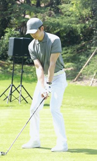 钟汉良陆励成颜值巅峰震撼视频,钟汉良年轻时的颜值甜不辣