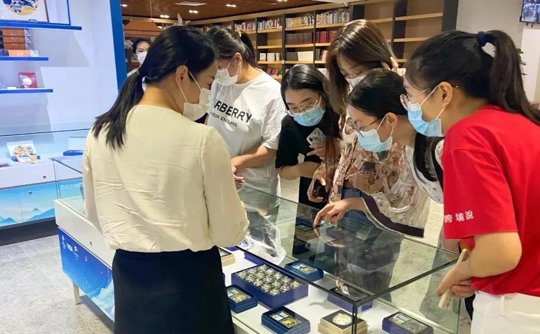 珠海哪里有冬奥特许店 (冬奥特许店珠海)