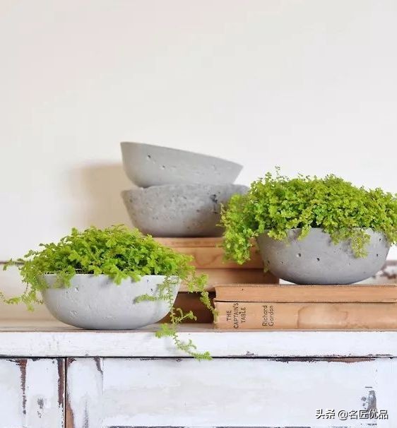 塑料旧手套,新买的手套被塑料和铁连在一起