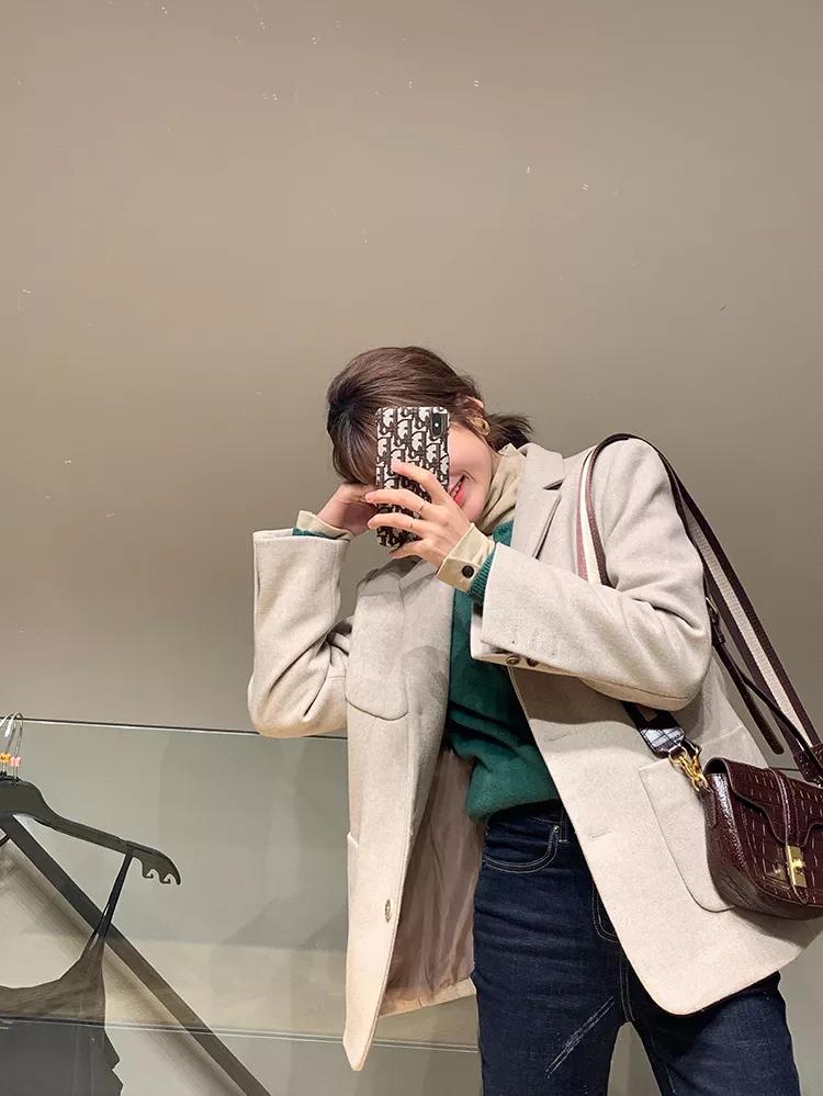 韩系欧尼风衣外套,韩国欧尼黑色大衣搭配