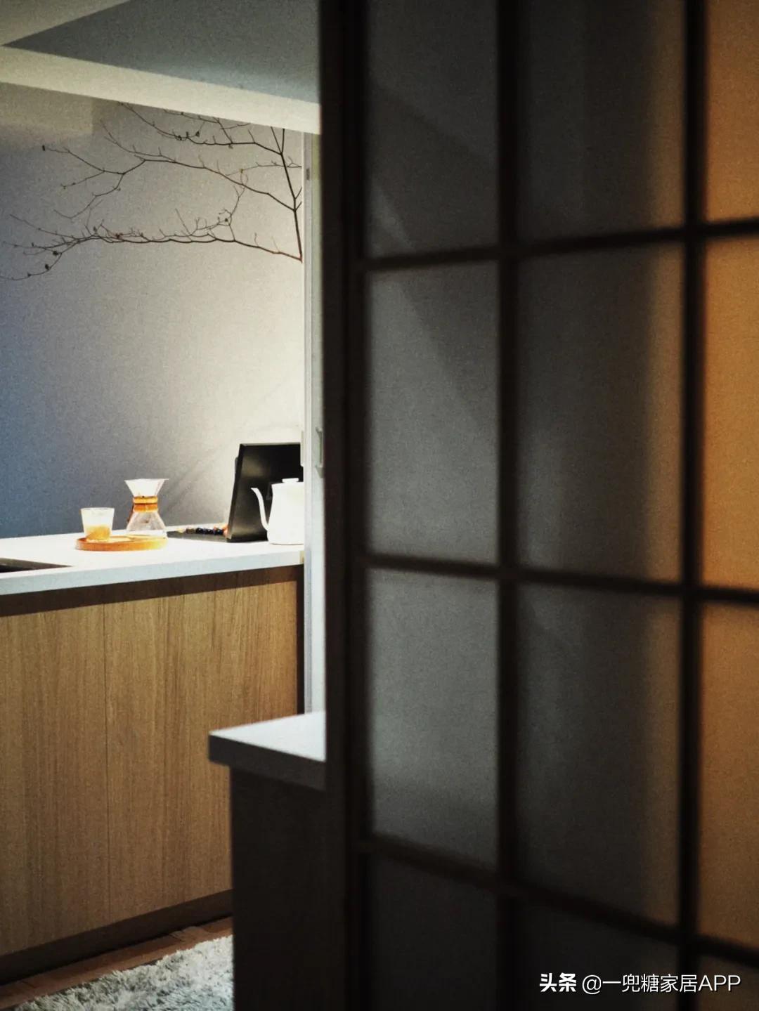 1.8米层高的房子,1.8米的个子住1.5米的房子