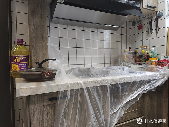 油烟机上门清洁服务,专业清洗厨房油烟机上门服务