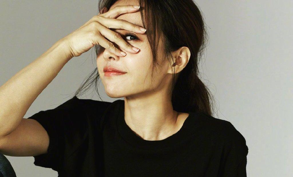 侯佩岑蔡依林失恋后的状态,侯佩岑被爆后蔡依林的采访