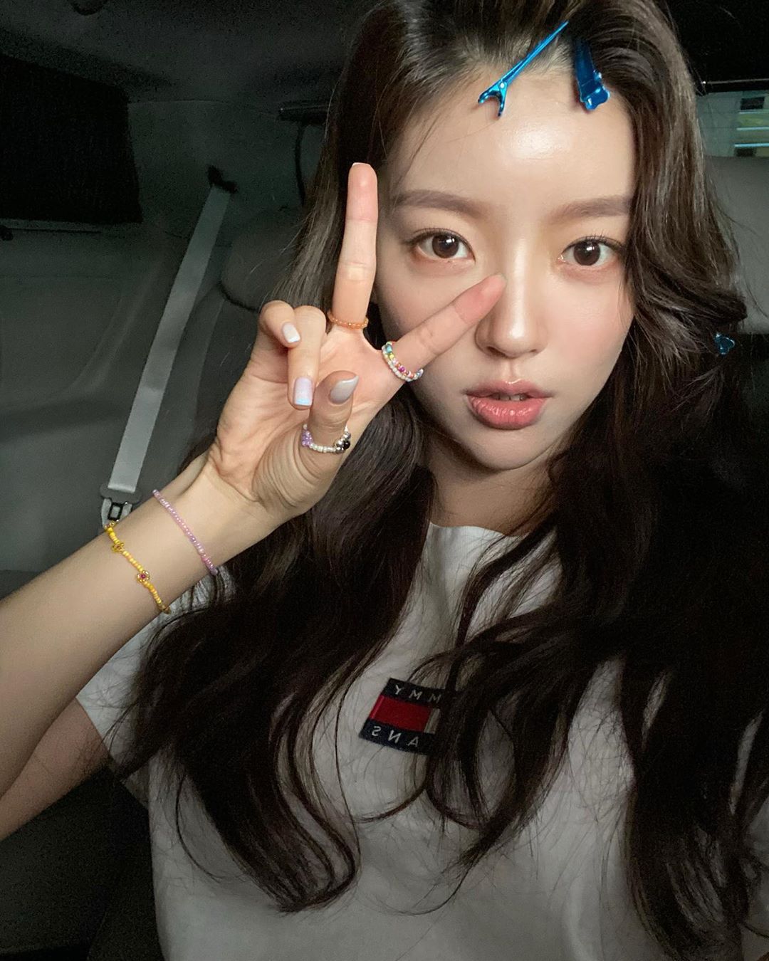 头发怎么能做到蓬松显脸小,怎么让头发蓬松又洋气