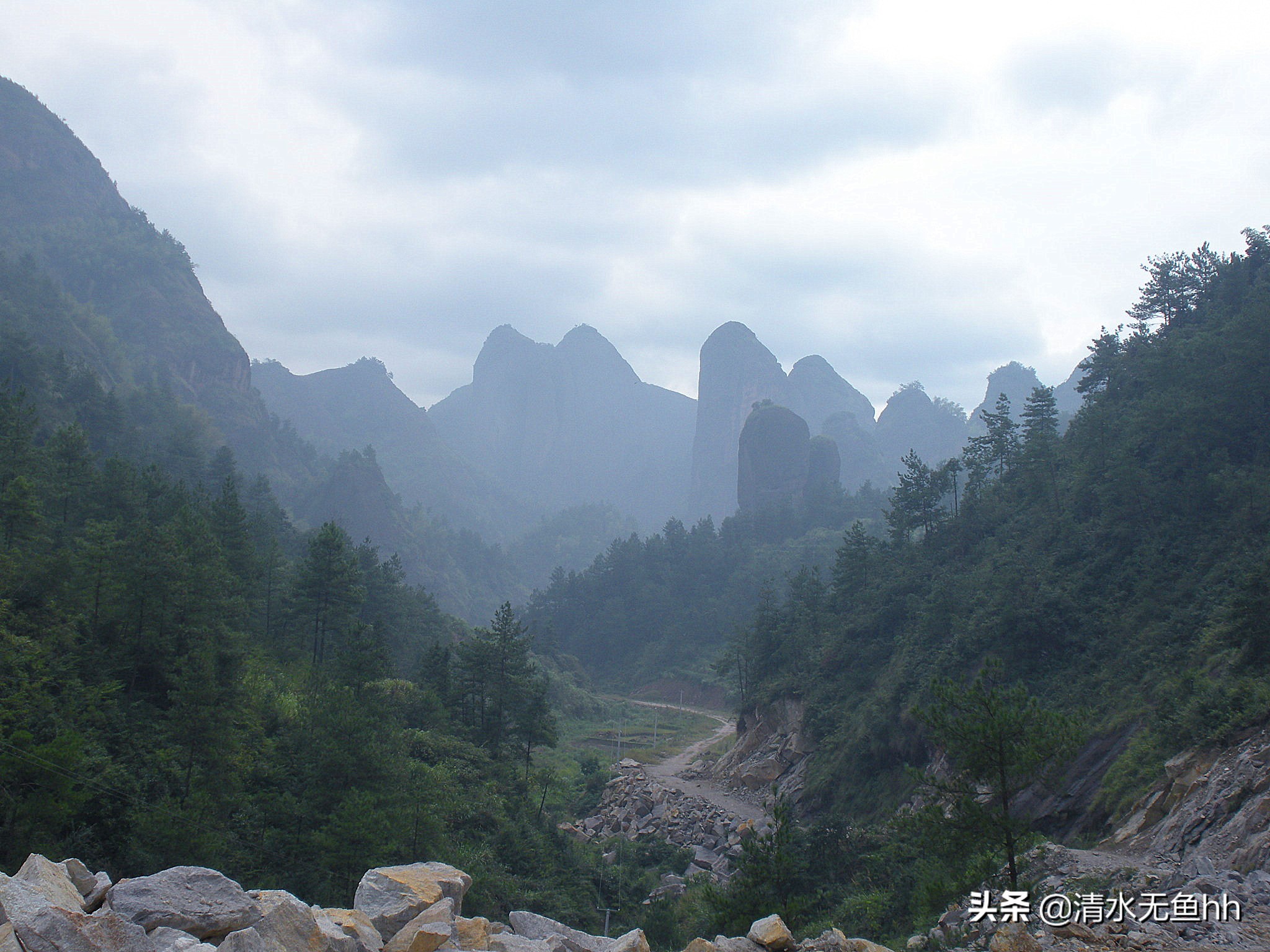 铜钹山九仙湖简介,千年禁地铜钹山