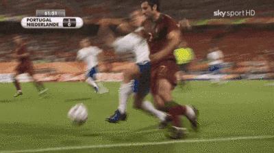 16张黄牌四张红牌的比赛,16张黄牌4张红牌裁判