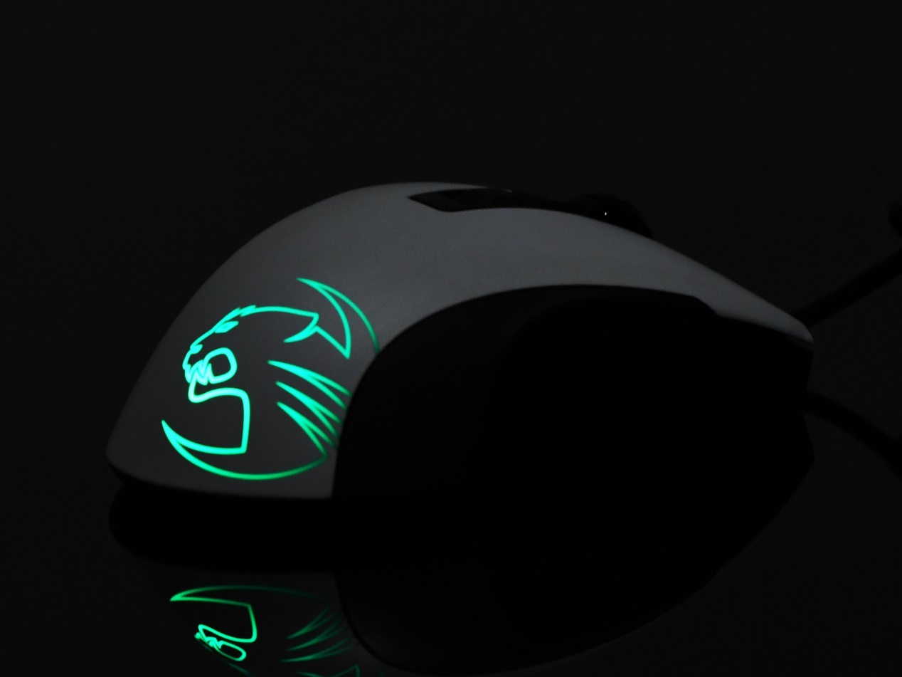 冰豹大手鼠标推荐,适合小手的游戏鼠标多键位