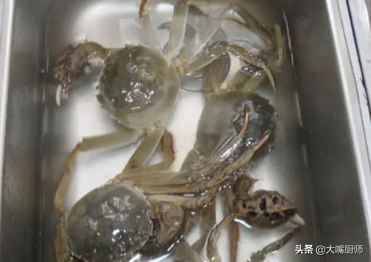 螃蟹当天吃不完怎么保存,螃蟹做好不立刻吃放冷冻还是冷藏