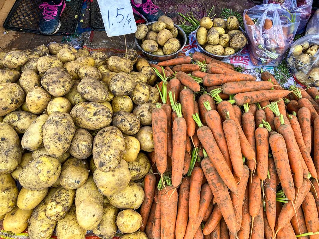 不错挺便宜的早市,附近比较旺的早市