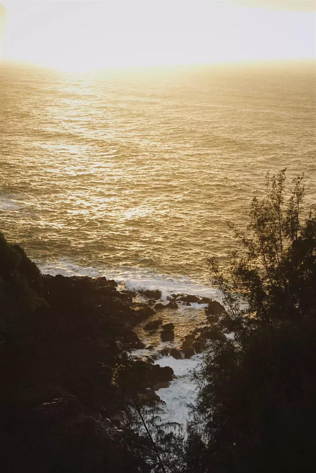 在吸引村上春树买房养老的海岛呆3天，马代帕劳在我心里降到第二