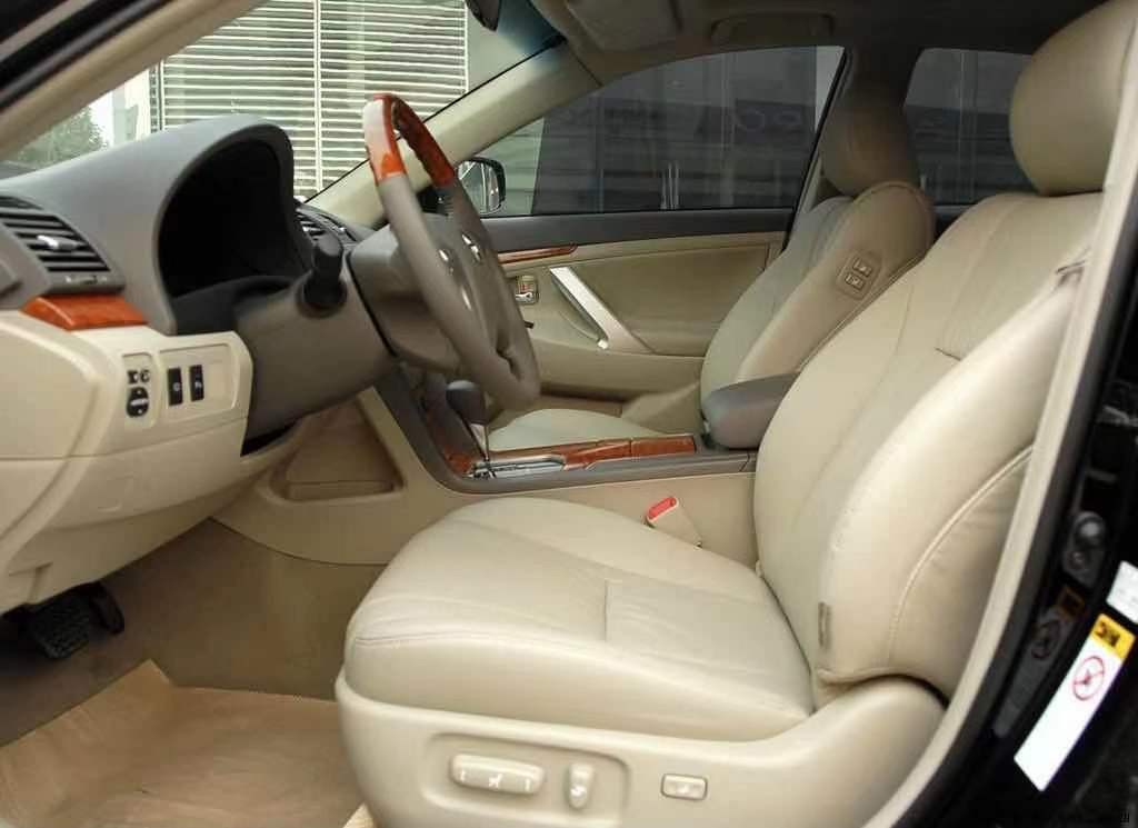 凯美瑞旅行版入华,15年入户13款2.5动力凯美瑞