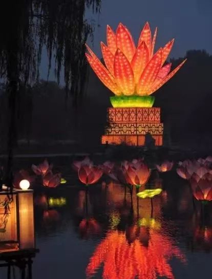 温泉灯光展,温泉灯光秀打卡点