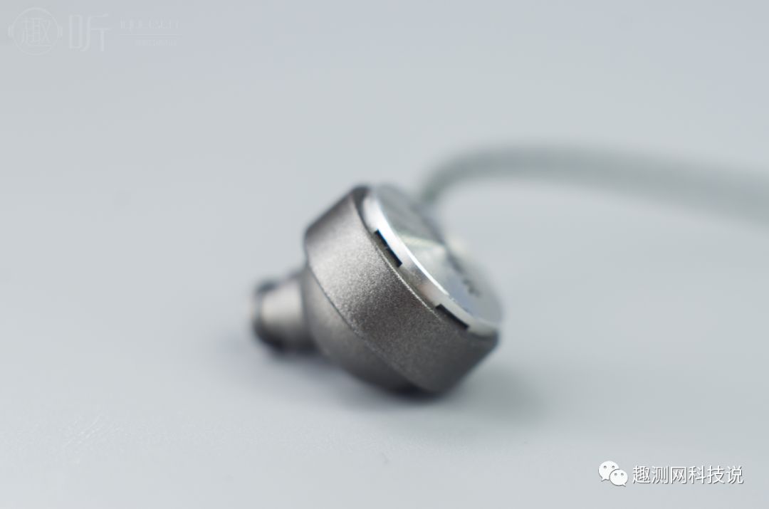 edifier漫步者h297入耳式耳机测评,400以内漫步者半入耳式耳机测评