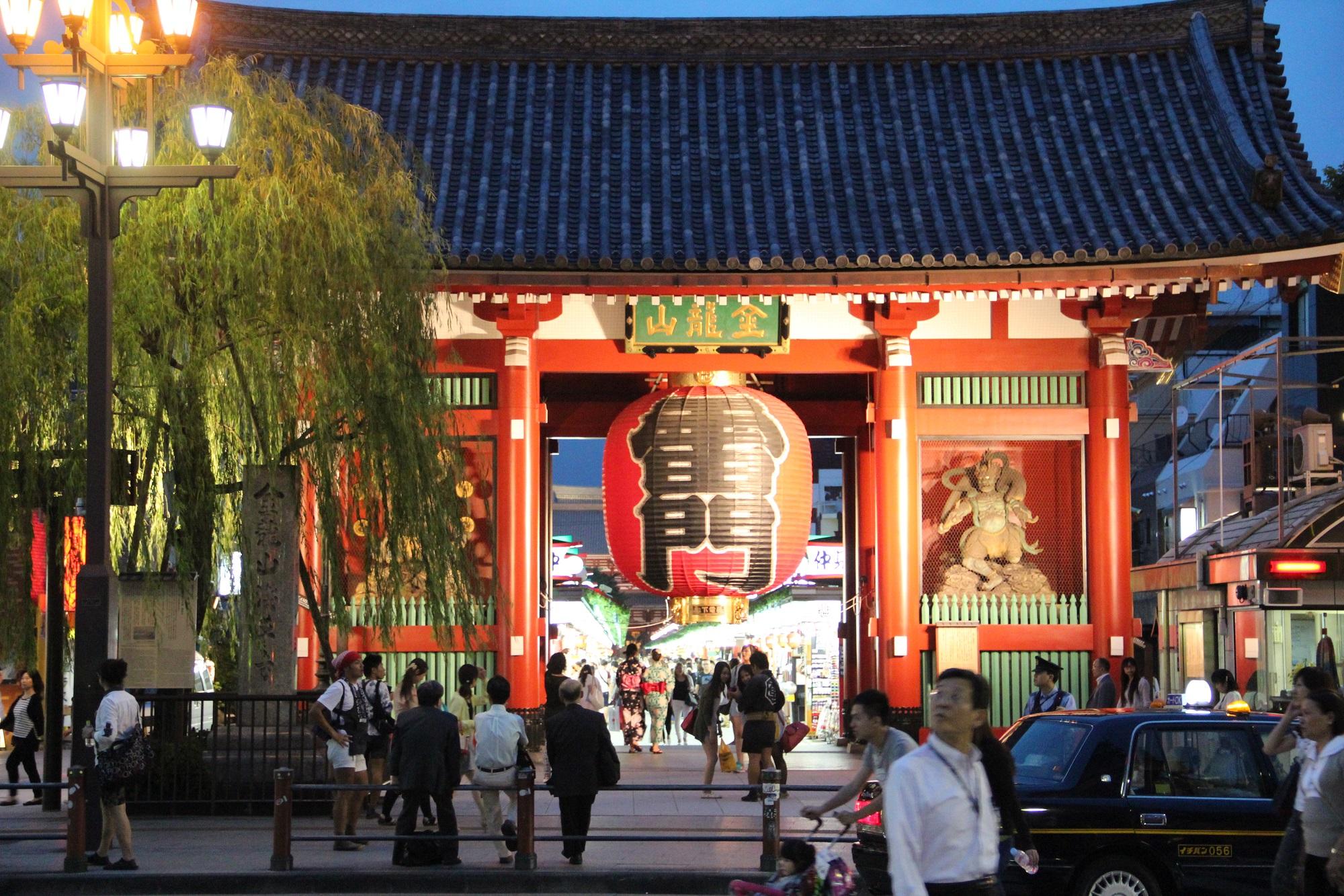 去日本旅行一般要带多少钱,去日本旅游至少要花多少钱