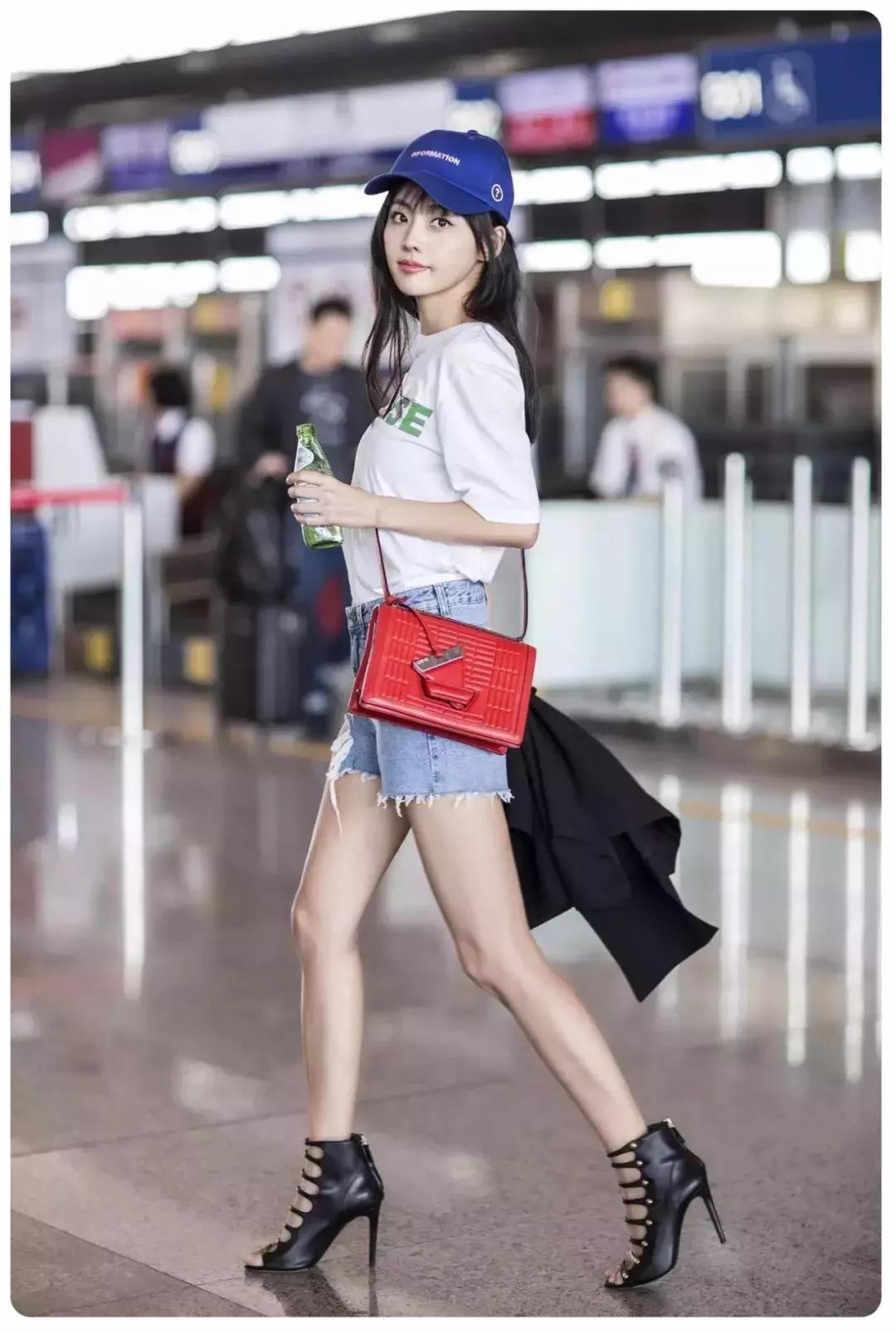 夏天穿蓝色短裤上衣穿什么好看,夏天哪几种短裤不要穿