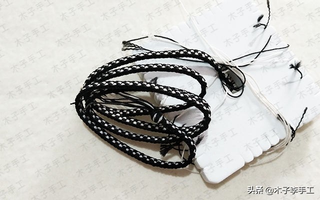 如何自己编一个手机挂绳,编绳手机挂绳