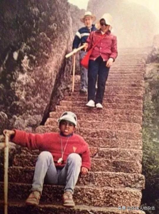 “南京boy”参选美国总统？当嘻哈天王作起来，你真不知道他下一步要干啥