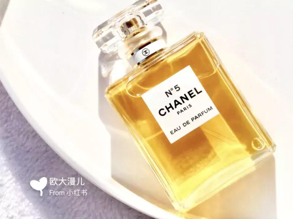 让人上瘾的大牌香水,让人上瘾的香水名字