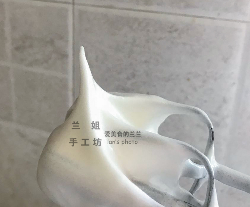 戚风蛋糕组织细腻的诀窍,戚风海绵蛋糕胚子怎么做更嫩更软