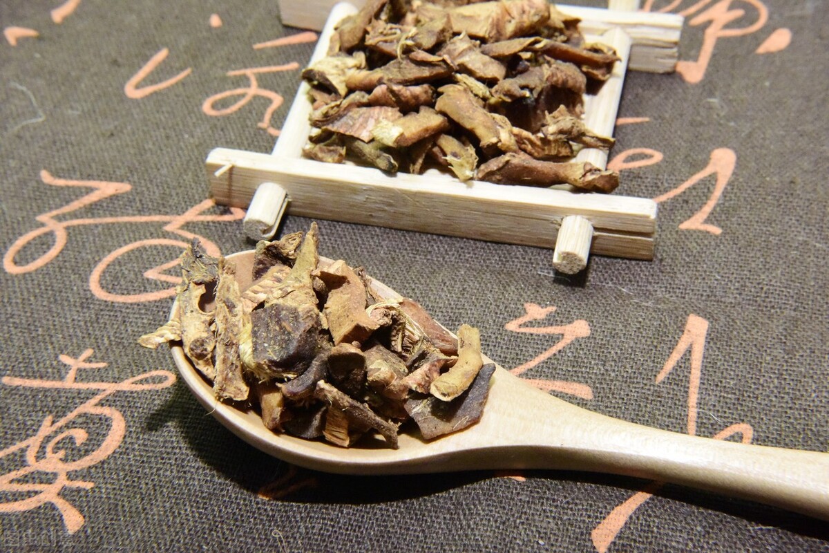 知母可以补脾胃虚弱吗,脾胃阴虚火旺的人适合吃知母吗