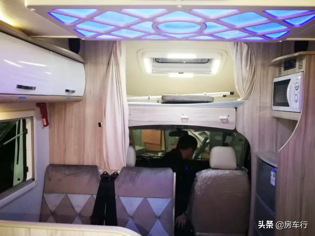 程力h500升顶露台房车官网,湖北程力房车30万元以下c型