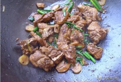 半只鸭子怎么做三菜一汤,鸭子炖什么菜好吃又营养