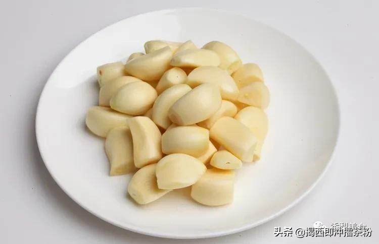 笋焖鸭子做法,腐竹莴笋焖鸭