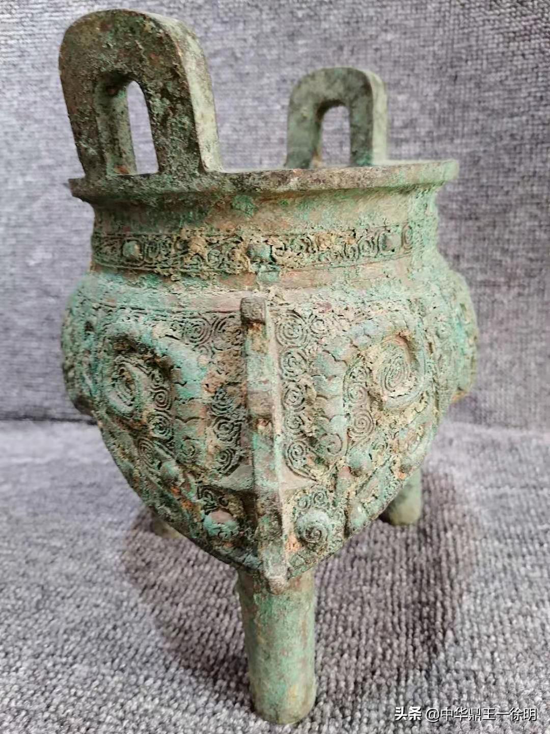 如意云纹鼎,重环纹垂鳞纹鼎