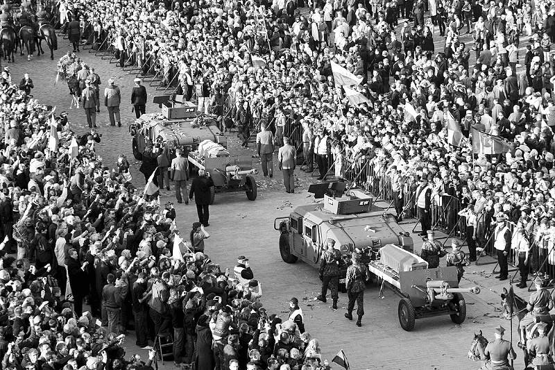 不作不死一作就死什么意思,卡钦斯基空难录音