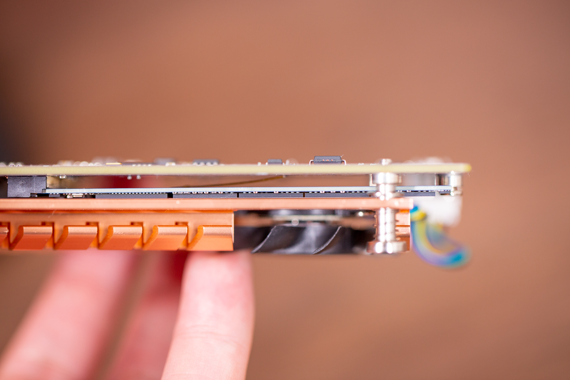 QNAP的高性价比NAS搭配PCIe扩展可以做什么？TS-251D扩展PCIe测试