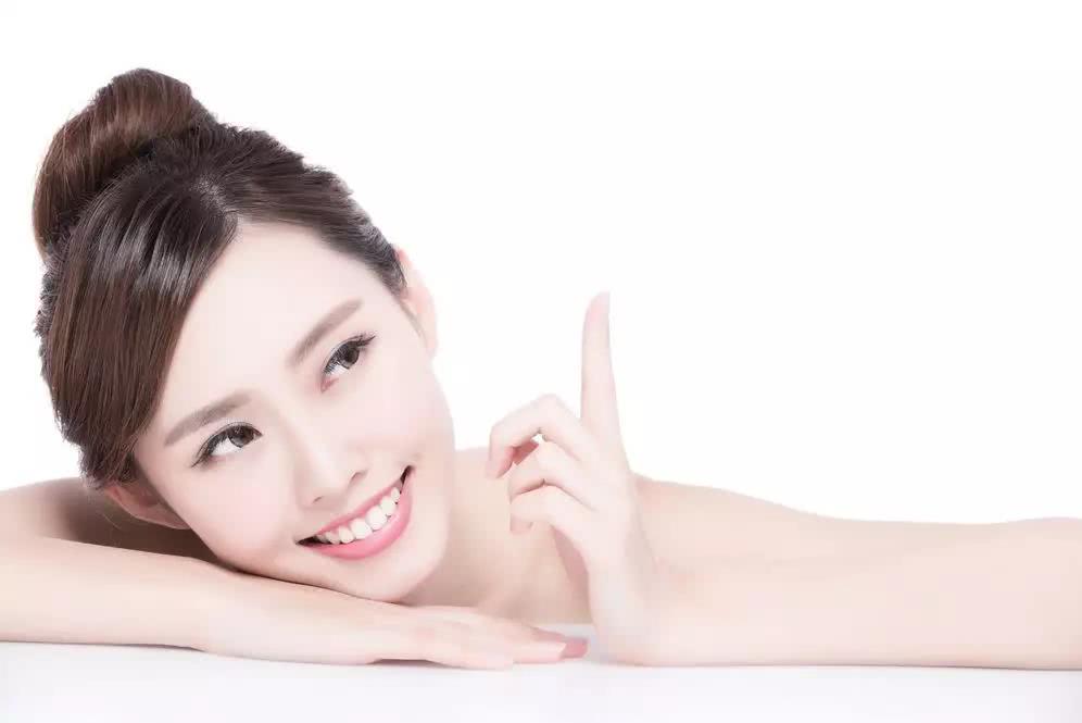 性价比高又好用的国产洗面奶,2018年很火的洗面奶国产