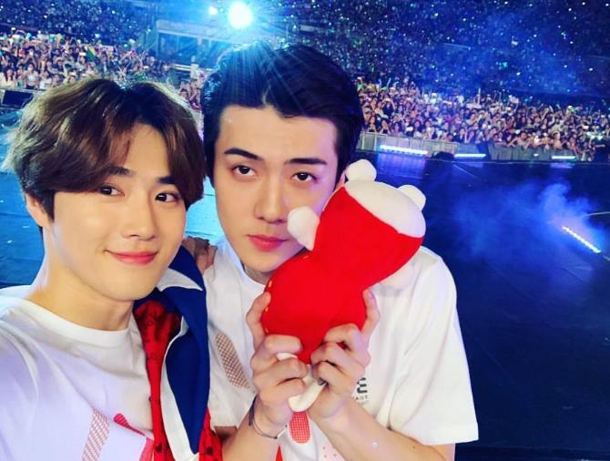 金俊勉朴灿烈吴世勋沙雕,金俊勉吴世勋搞笑视频