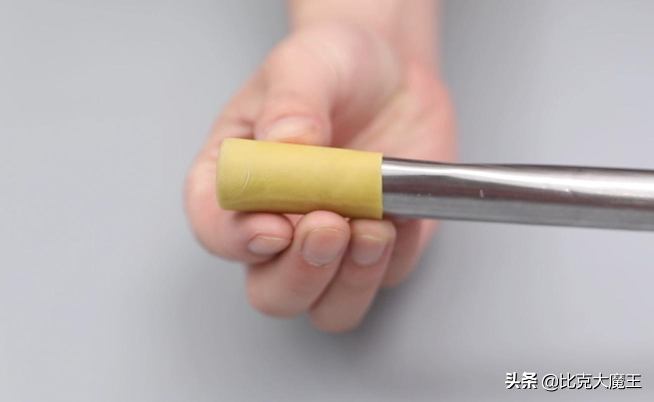 家用橡胶手套破损怎么补,橡胶手套破了有什么办法粘吗