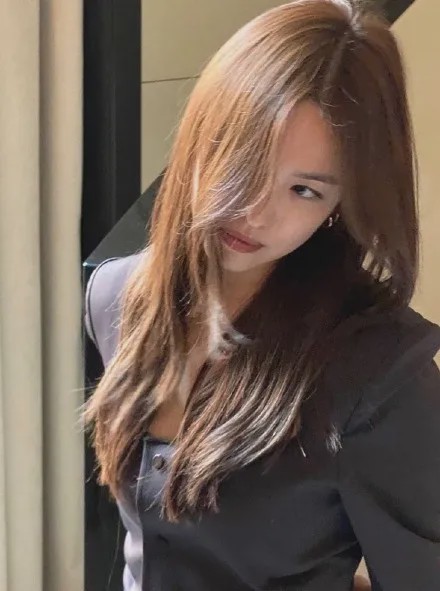 时装周朋友圈,时装周米兰2022